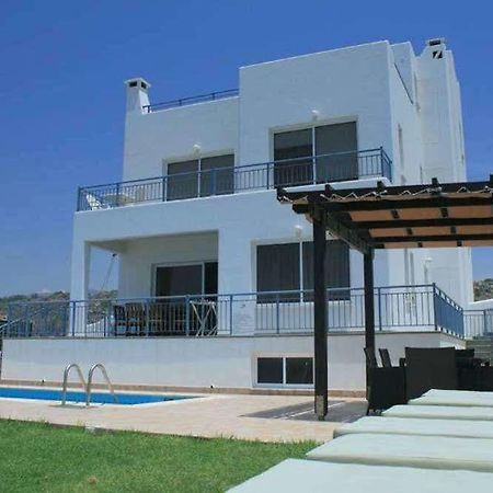 Blue Coral Beach Villas Paphos Bagian luar foto