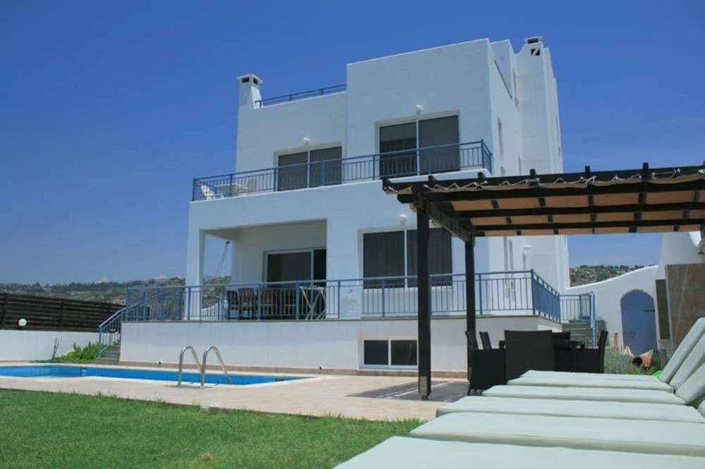 Blue Coral Beach Villas Paphos Bagian luar foto