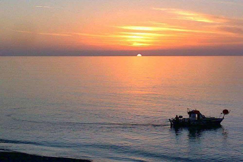 Blue Coral Beach Villas Paphos Bagian luar foto