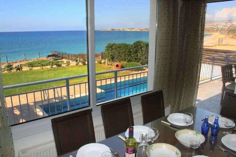 Blue Coral Beach Villas Paphos Bagian luar foto
