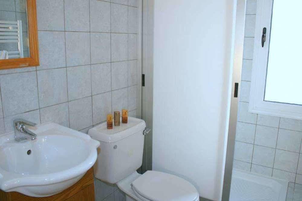 Blue Coral Beach Villas Paphos Bagian luar foto