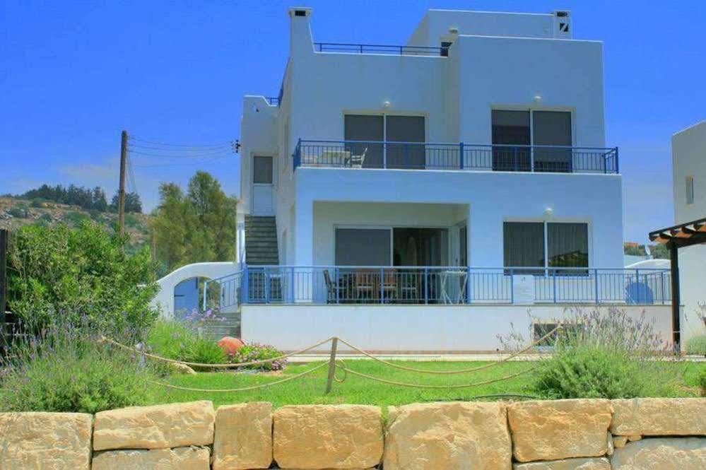 Blue Coral Beach Villas Paphos Bagian luar foto